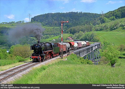 Frühlingsdampf auf der Sauschwänzlebahn - Fotozug am 26.5.2023