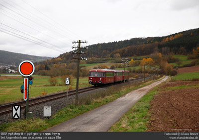 Mit dem Schienenbus auf der herbstlichen Vogelsbergbahn - Fotozug am 10.11.2013